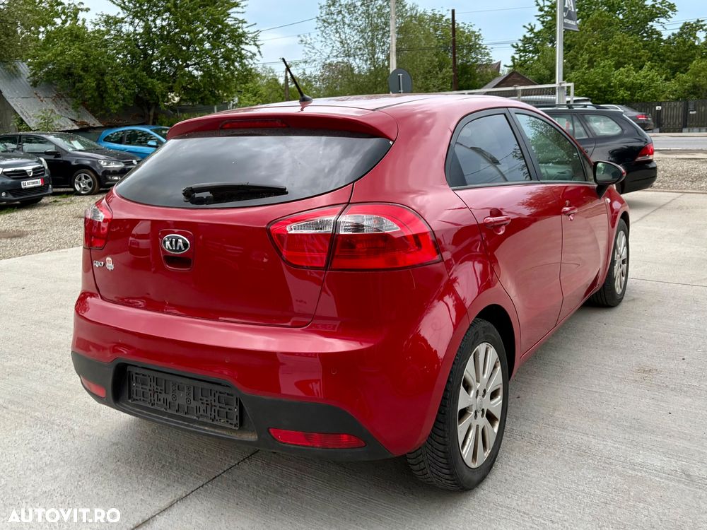 Kia Rio 1.2 Dream Team Edition - 5