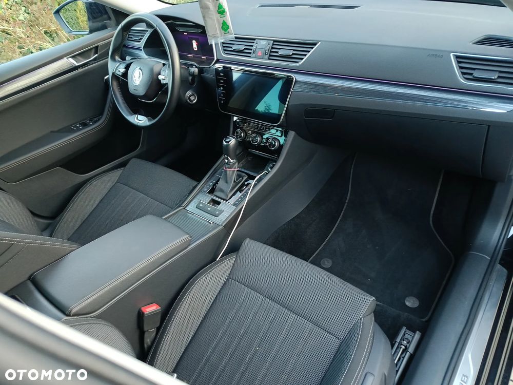 Skoda Superb 2.0 TDI DSG Style - 21