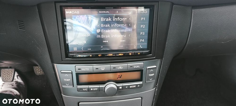 Toyota Avensis 2.2 D-4D Sol Plus - 31