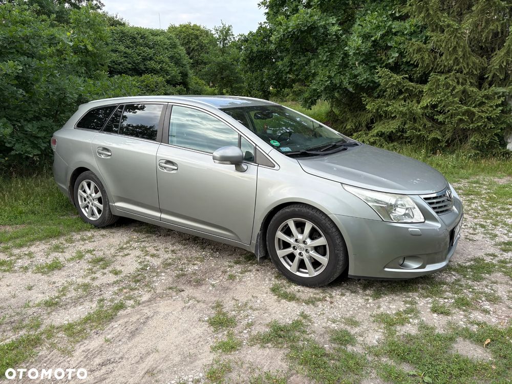 Toyota Avensis 2.0 D-4D Sol plus+NAVI - 2