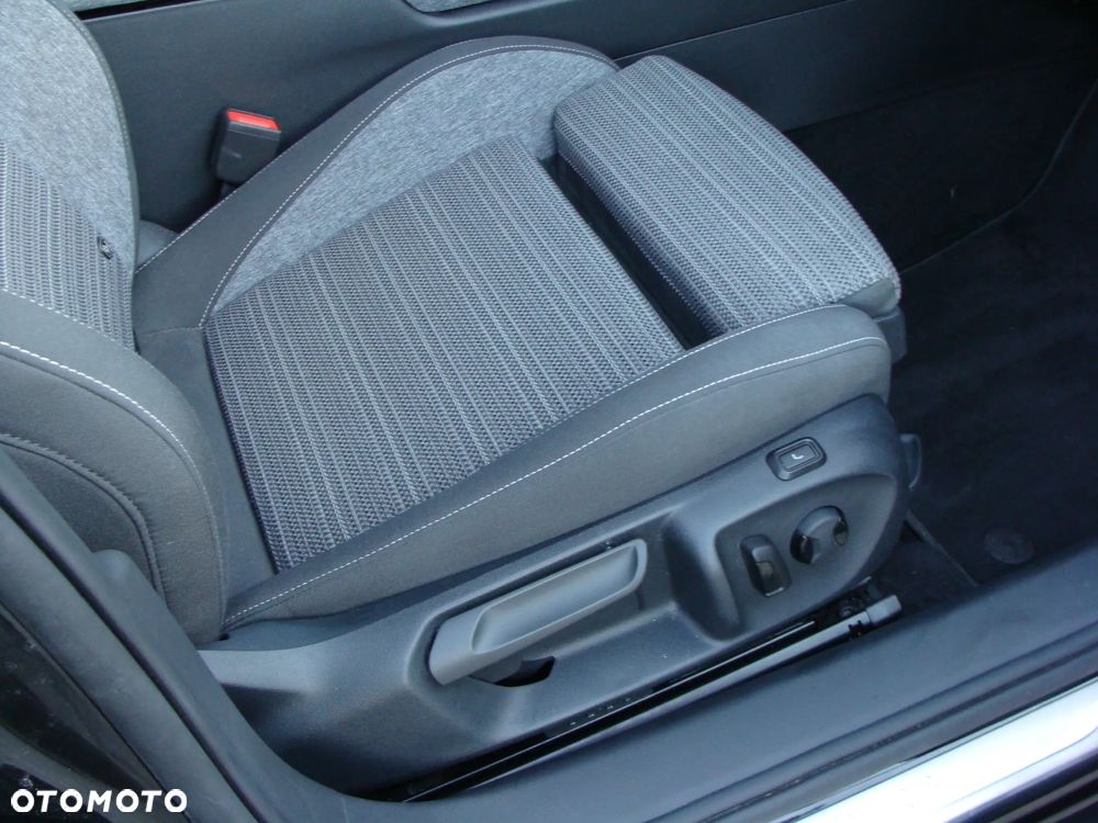 Skoda Superb 2.0 TDI DSG Selection - 23