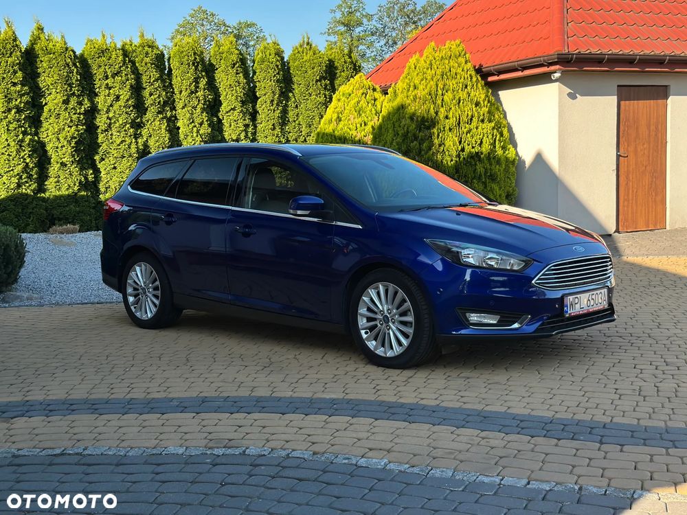 Ford Focus SW 1.5 EcoBoost S&S Sport - 14