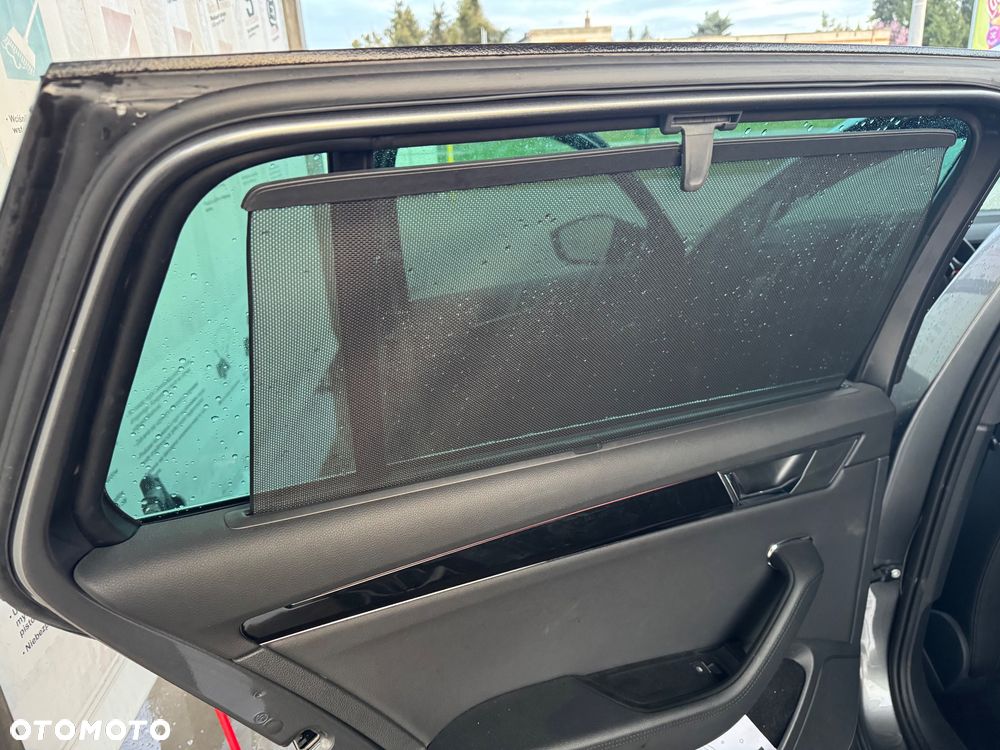 Skoda Superb 2.0 TSI 4x4 L&K DSG - 10