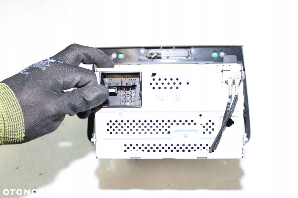 Radio fabryczne skoda superb II 3T0035161G - 7