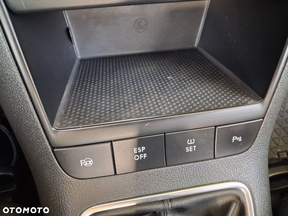 Volkswagen Golf Plus 1.6 Comfortline - 18