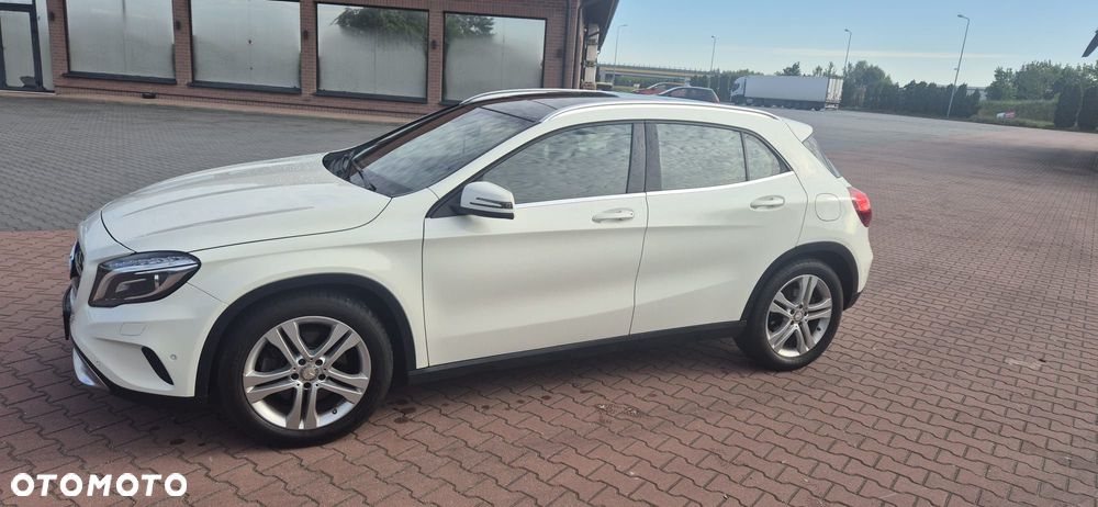 Mercedes-Benz GLA 250 4-Matic - 2