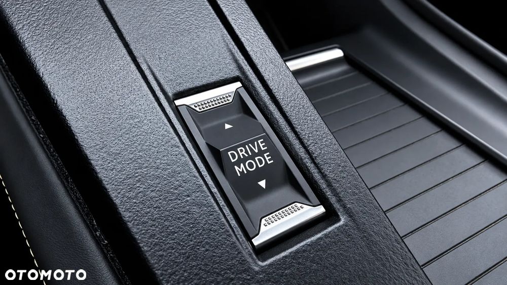 Peugeot 308 BlueHDi 130 EAT8 GT - 25