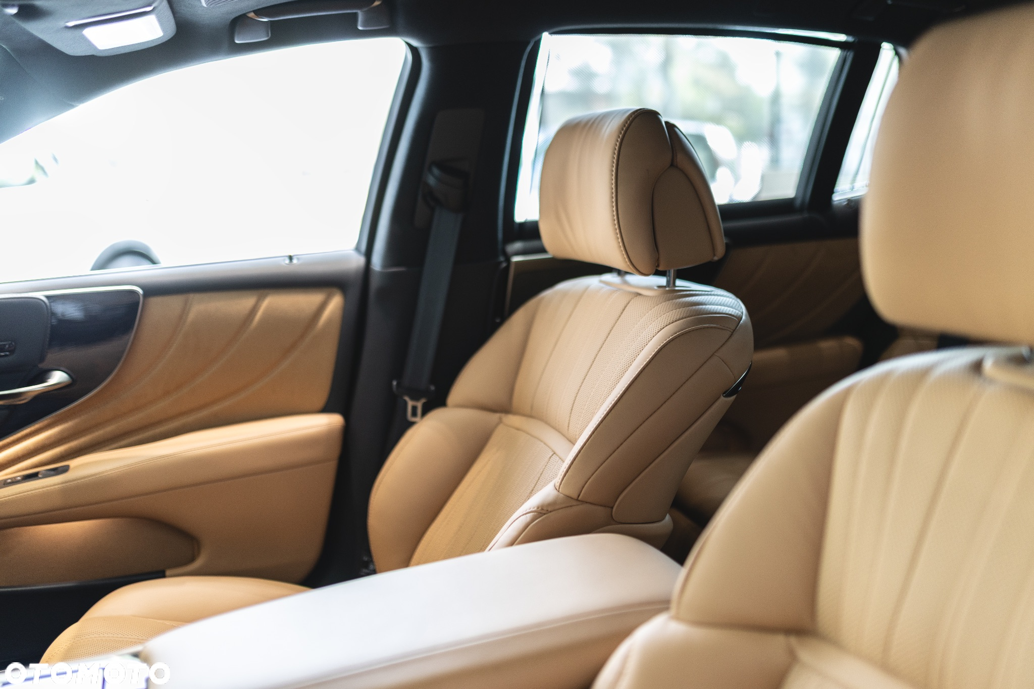 Lexus LS 500h Prestige AWD - 10