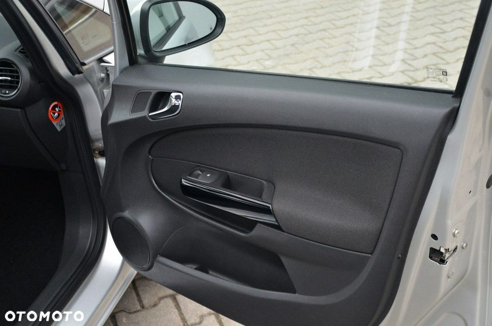 Opel Corsa - 20