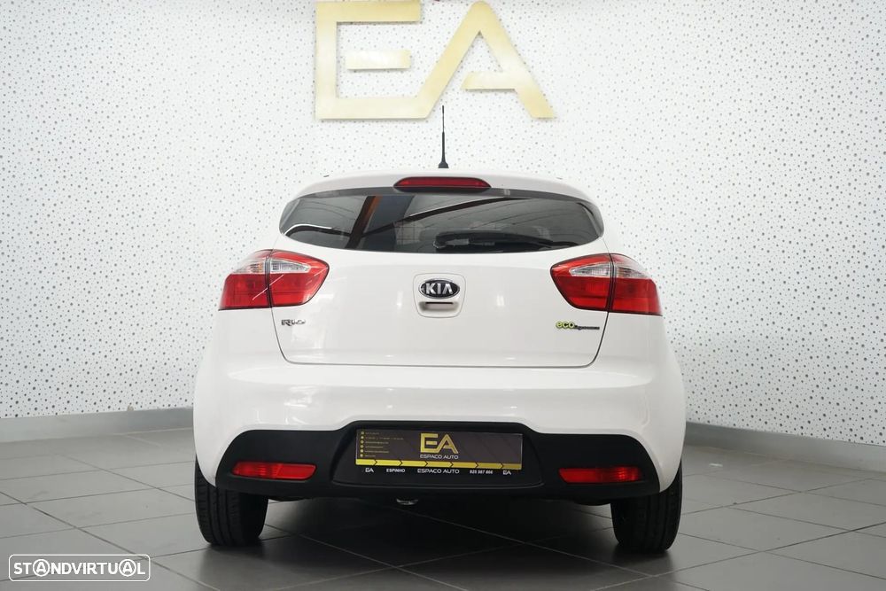 Kia Rio 1.1 CRDi LX - 5