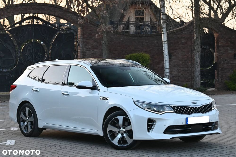 Kia Optima - 8