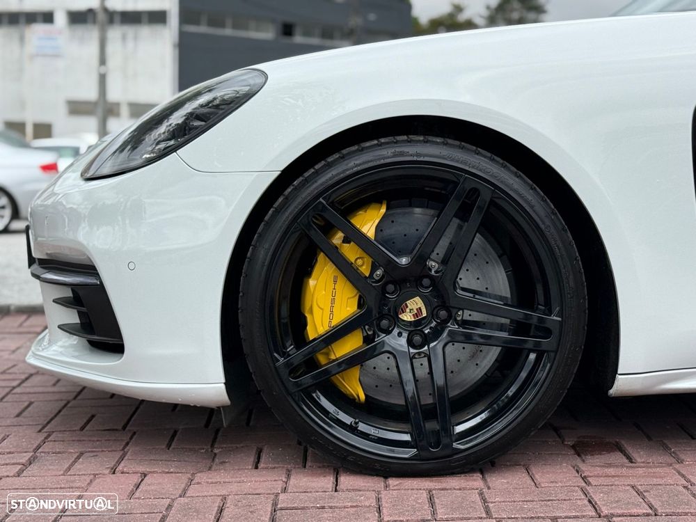 Porsche Panamera 4 S - 18