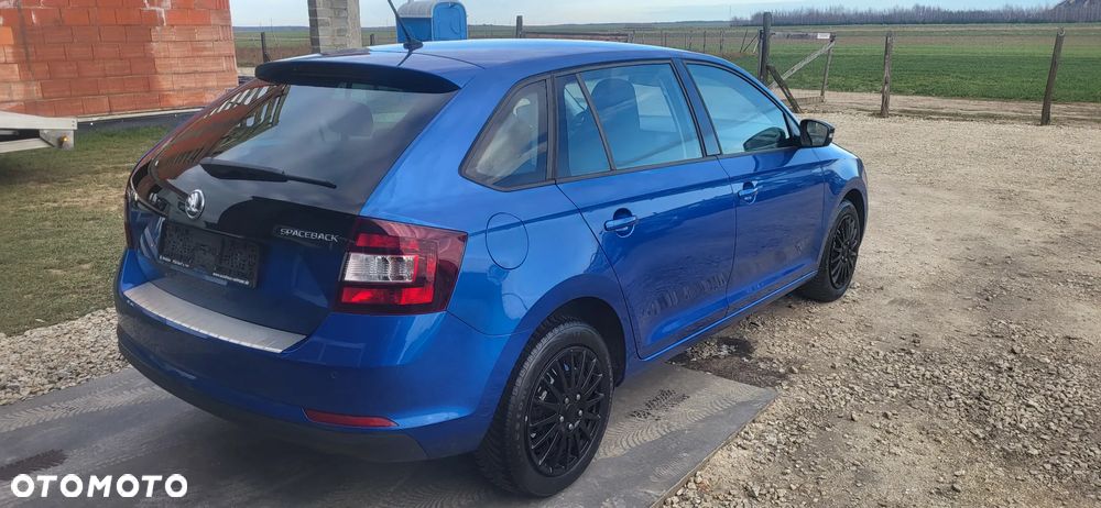 Skoda RAPID 1.4 TSI DSG Style - 6