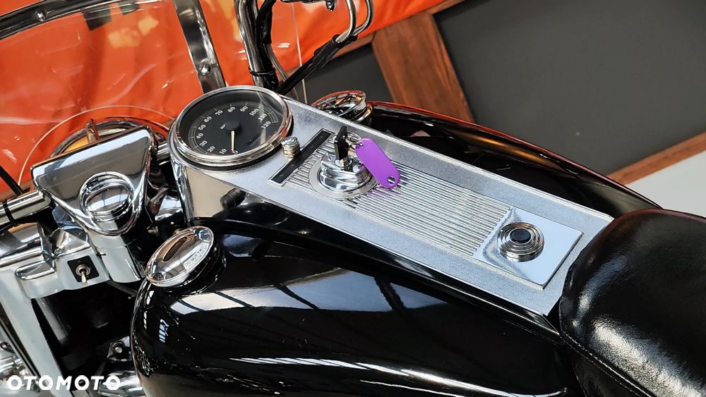 Harley-Davidson Touring Road King - 12