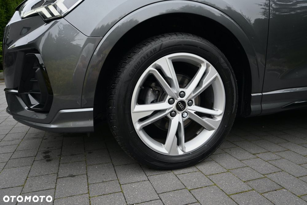 Audi Q3 35 TDI S tronic S line - 38