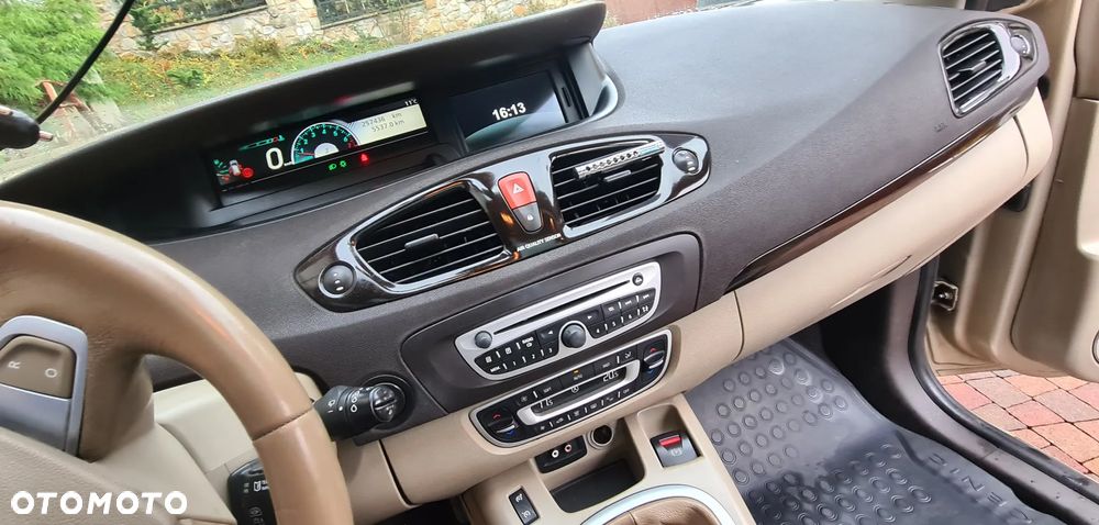 Renault Scenic 1.4 16V TCE Privilege - 23