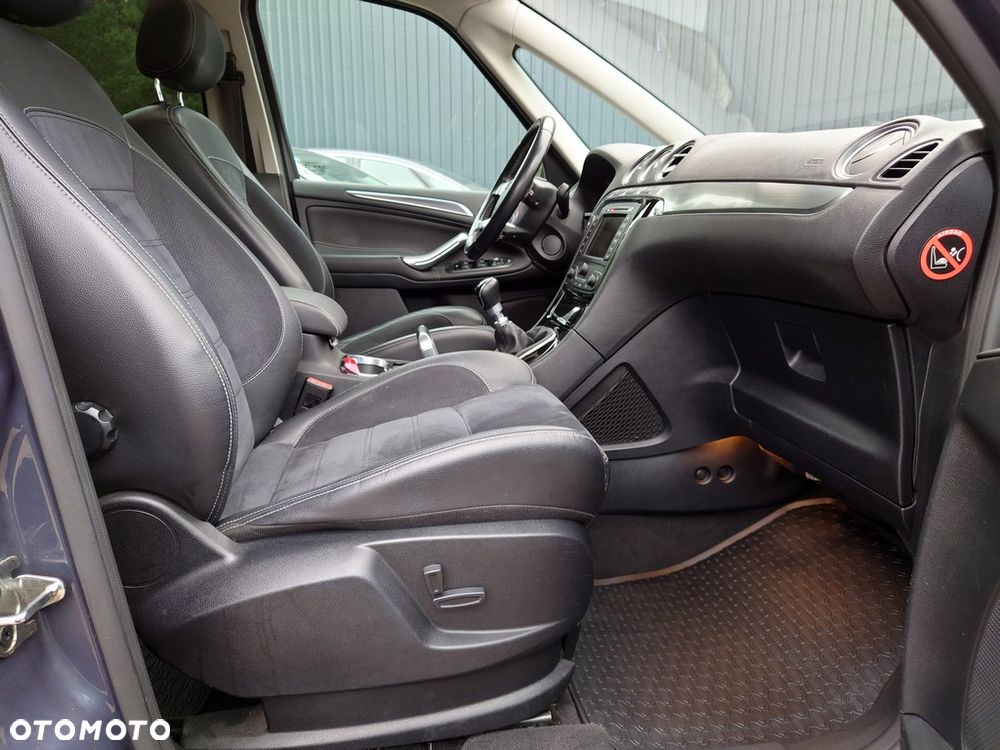 Ford Galaxy 2.0 TDCi Titanium - 18