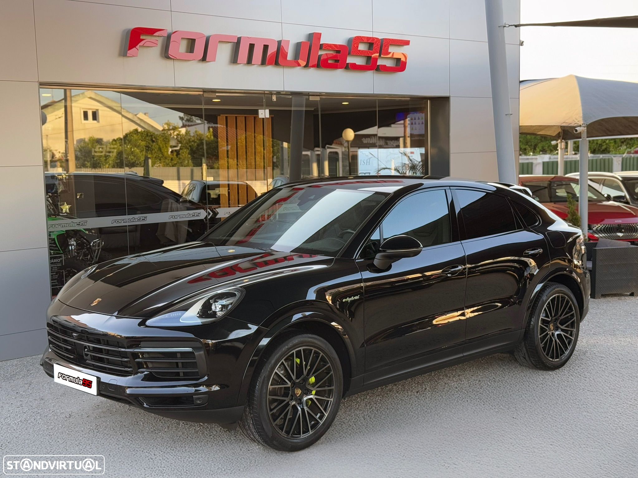 Porsche Cayenne Coupé E-Hybrid - 1