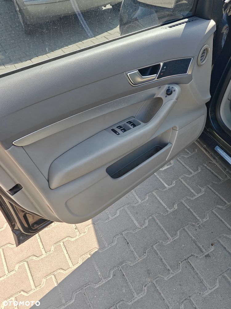 Audi A6 Avant - 28