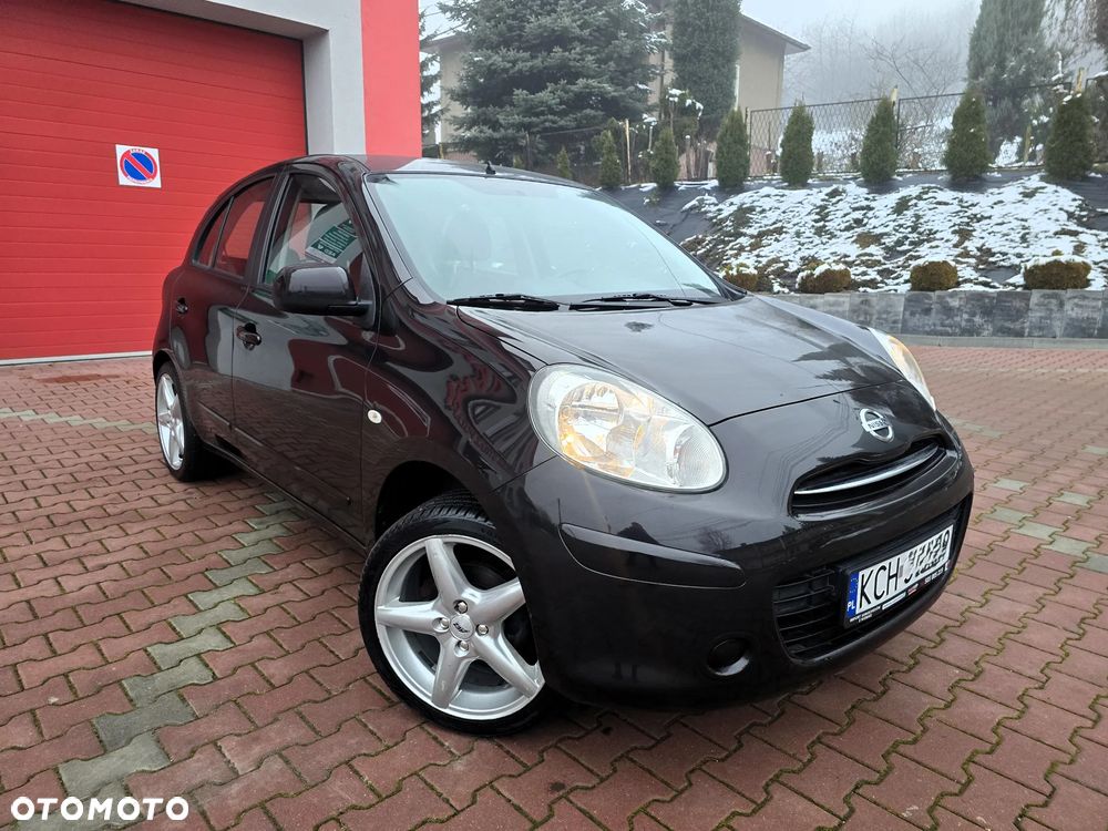Nissan Micra 1.2 Bild der Frau - 10