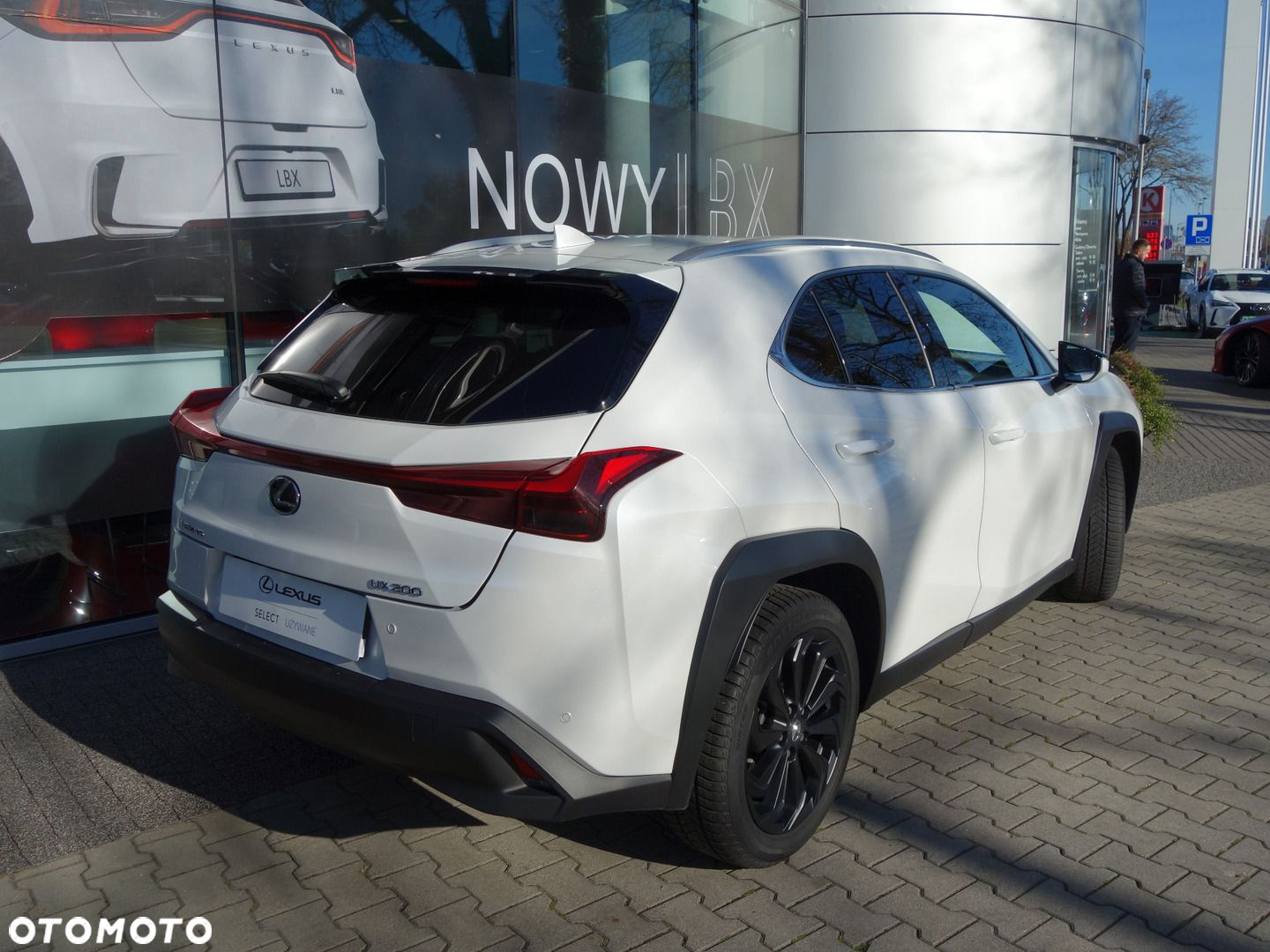 Lexus UX - 15