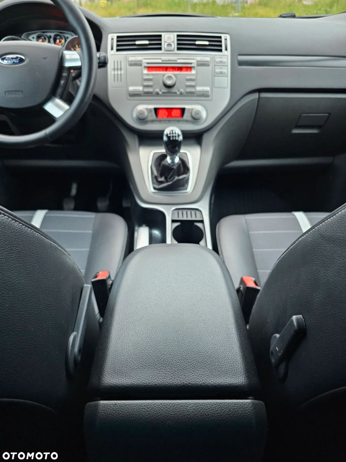 Ford Kuga 2.0 TDCi 4x4 Titanium - 18