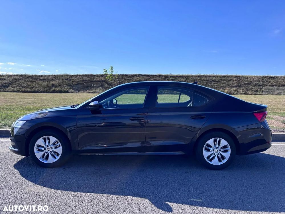 Skoda Octavia 2.0 TDI DSG Ambition - 2
