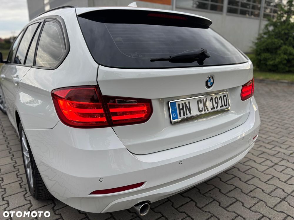 BMW Seria 3 318d Blue Performance Sport Line - 35