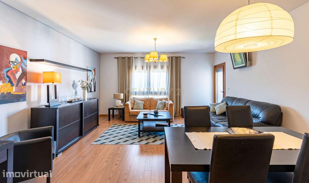 Apartamento T2 Mobilado e Equipado nas Colinas do Cruzeiro – 6º Andar - Grande imagem: 2/19