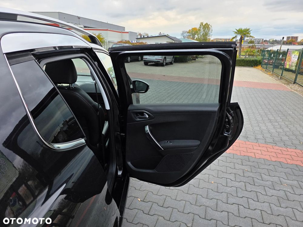 Peugeot 2008 e-HDi FAP 92 STOP & START Active - 11