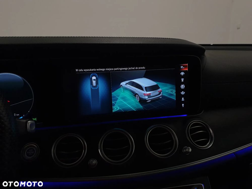 Mercedes-Benz Klasa E 300 de 4Matic 9G-TRONIC AMG Line - 26