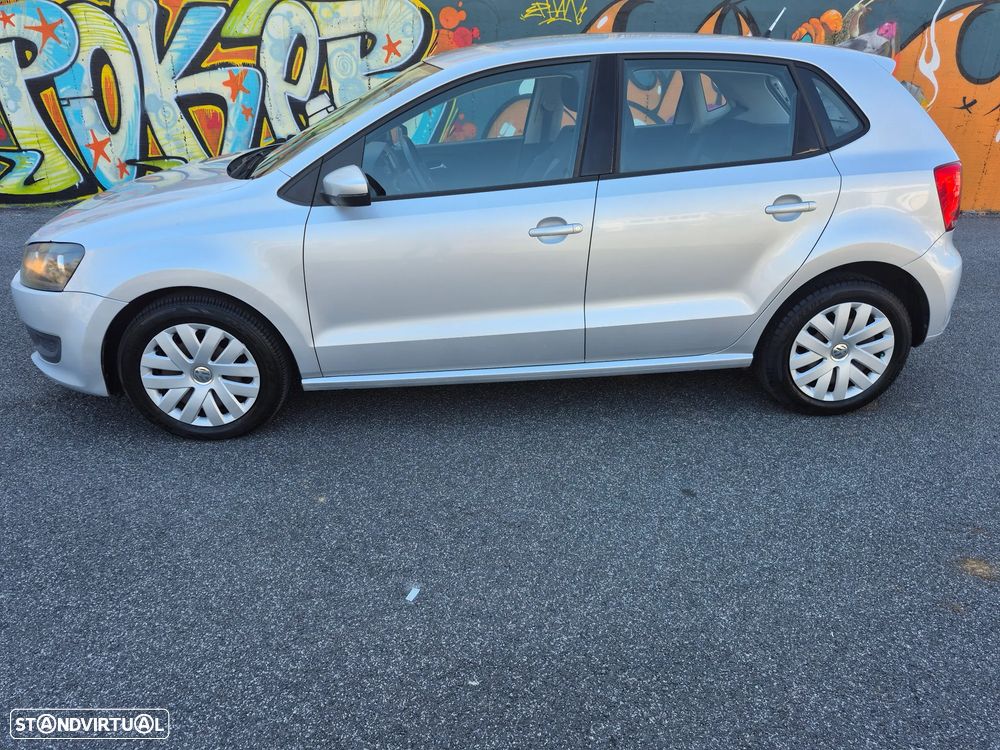 VW Polo 1.6 TDI Confortline BlueMotion - 1