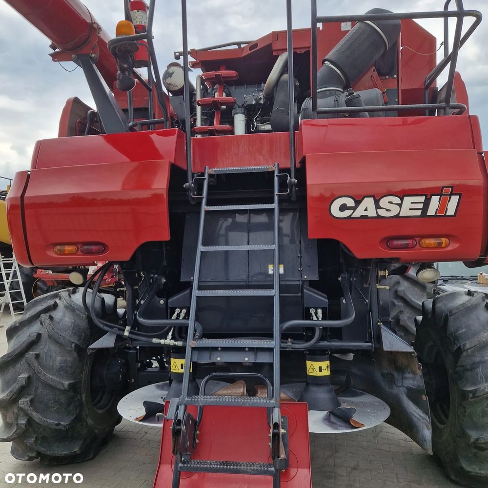 Case IH 8120 - 6