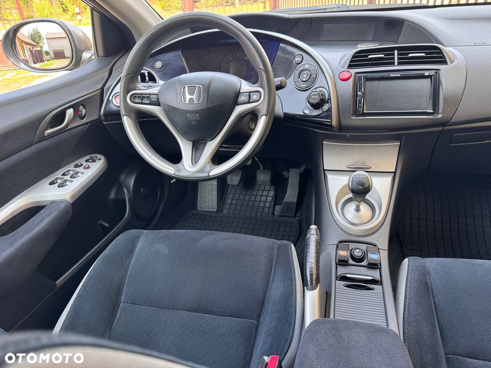 Honda Civic 1.4 Comfort - 12