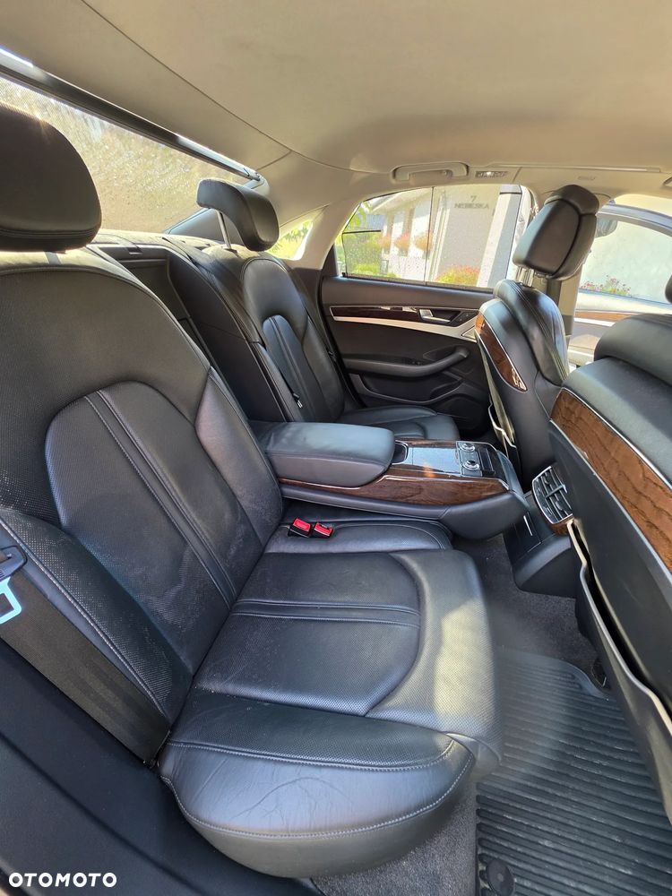 Audi A8 - 9