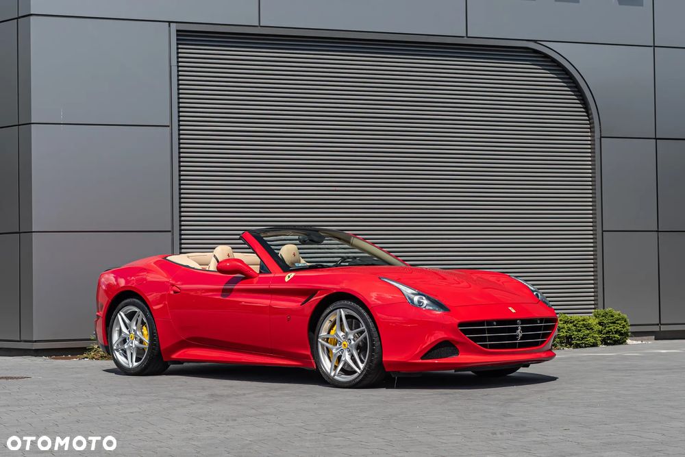 Ferrari California T - 2