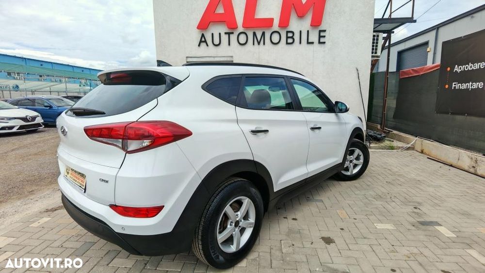 Hyundai Tucson blue 1.7 CRDi 2WD Passion - 10