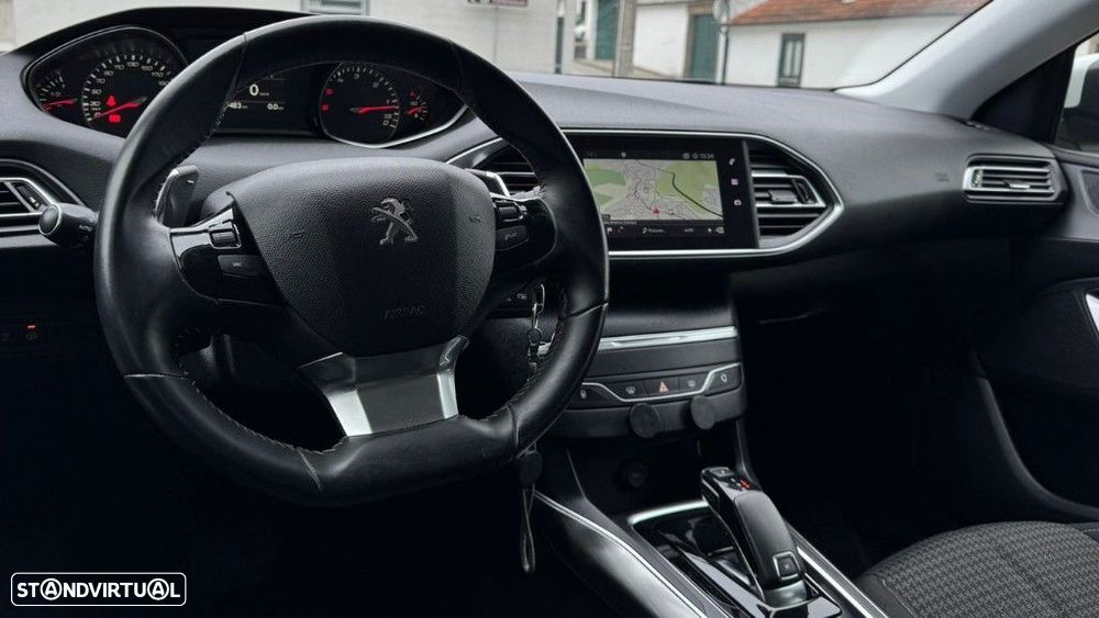 Peugeot 308 1.5 BlueHDi Allure EAT8 - 15