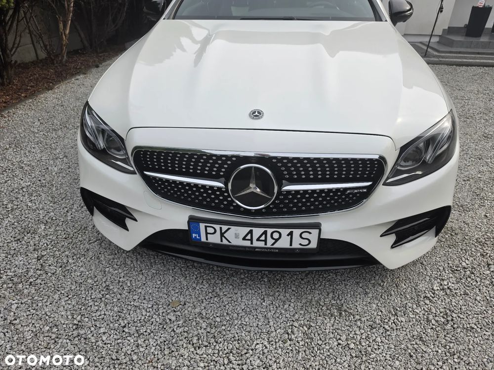 Mercedes-Benz Klasa E - 26