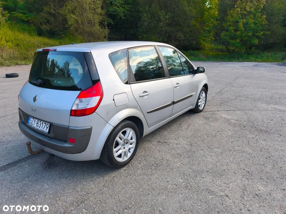 Renault Scenic 1.6 16V Confort Expression - 5