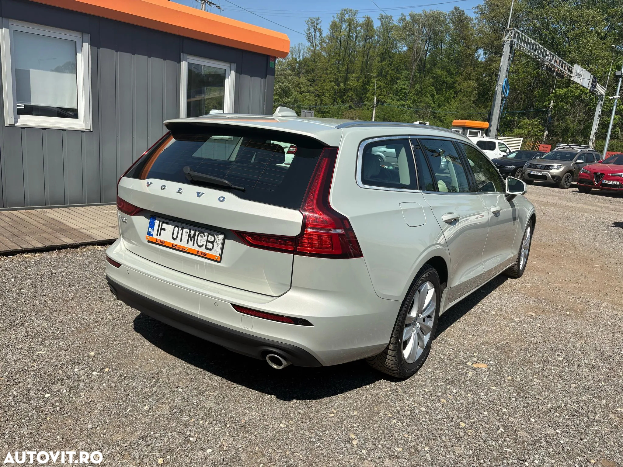 Volvo V60 D4 Momentum - 3