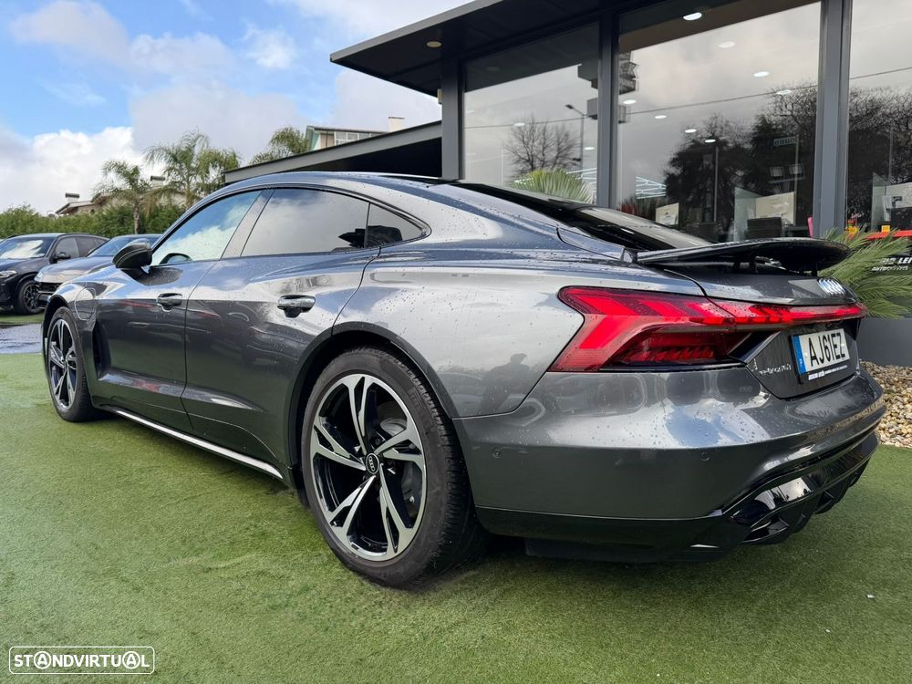 Audi e-tron GT quattro - 19