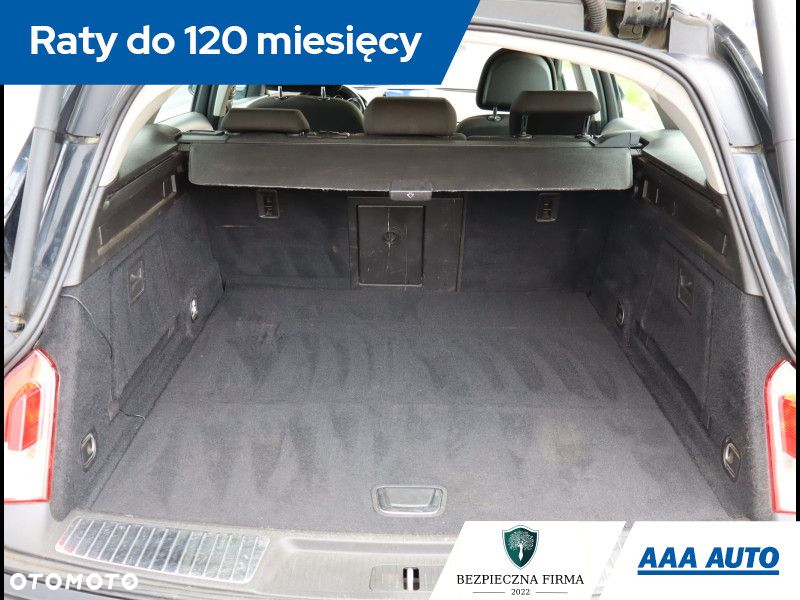 Opel Insignia - 15