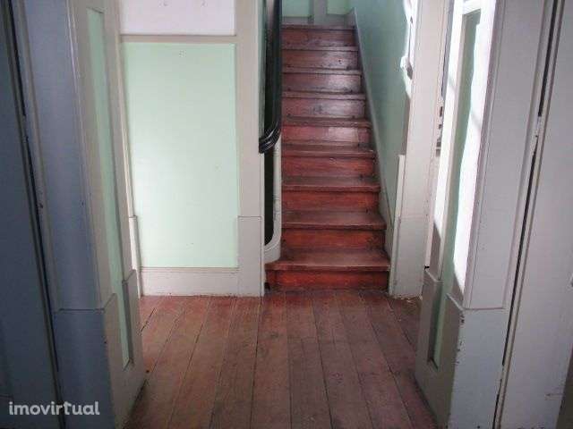 Vivenda na Av. Dias da Silva - Grande imagem: 3/27