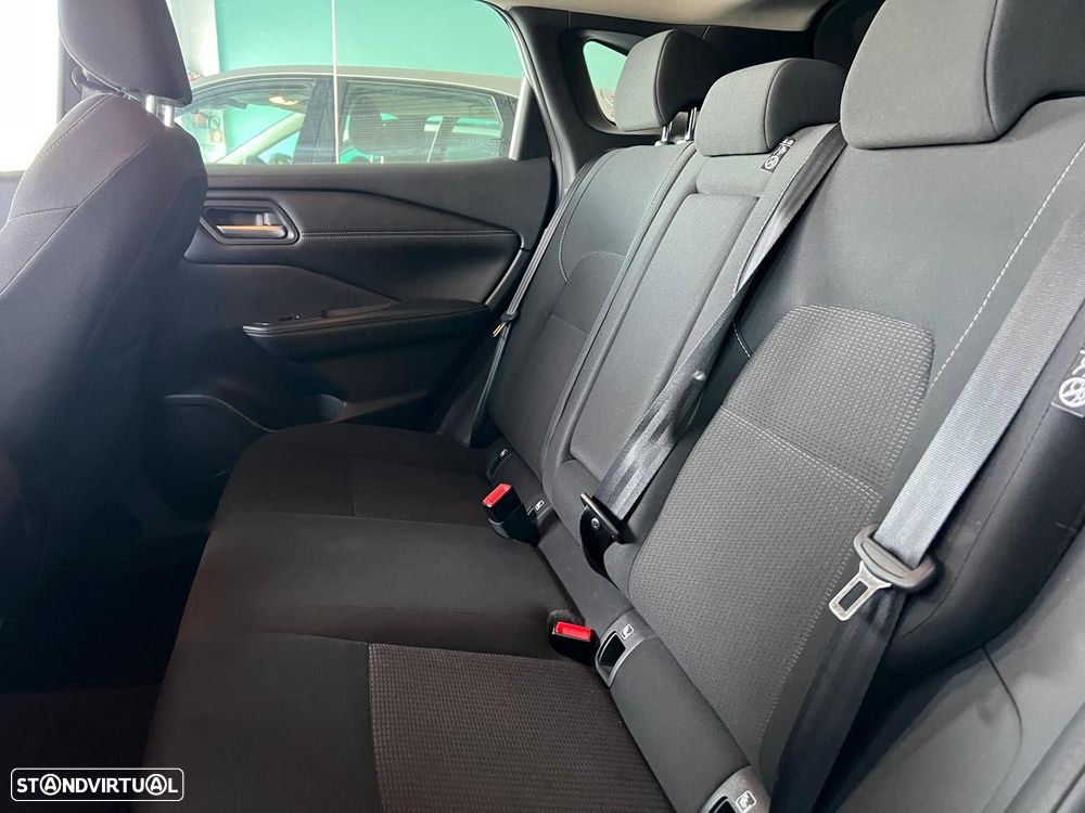 Nissan Qashqai 1.3 DIG-T Acenta - 17