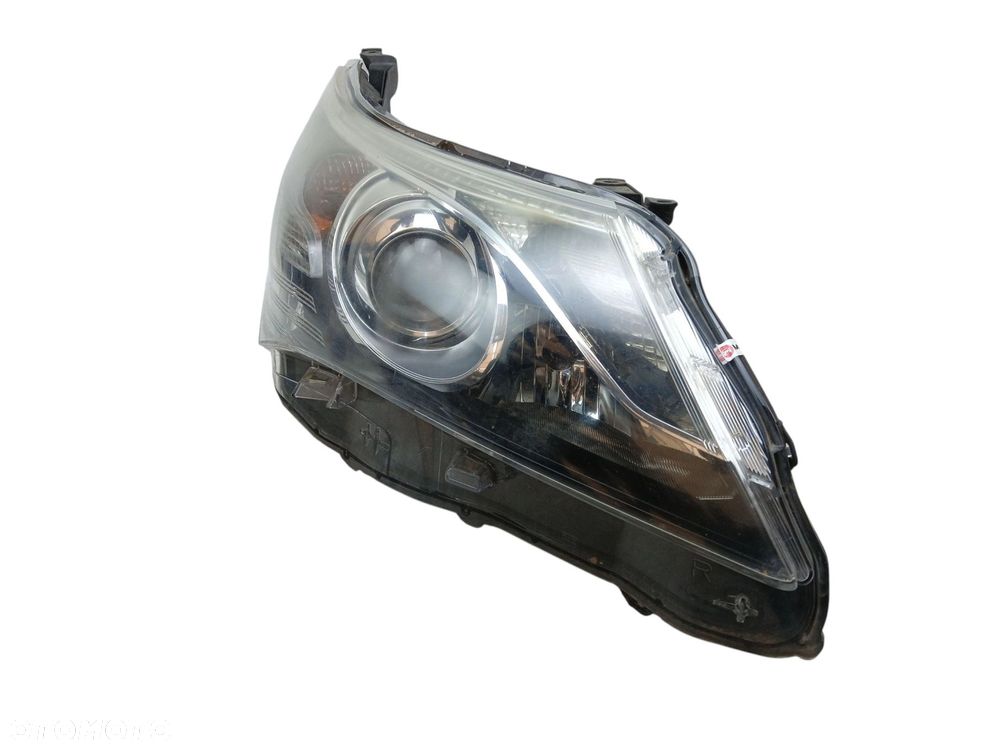 LAMPA PRAWY PRZÓD TOYOTA AVENSIS T27 LIFT (2012-2015) 1.8 VALVEMATIC 147KM 10000-17685 - 1