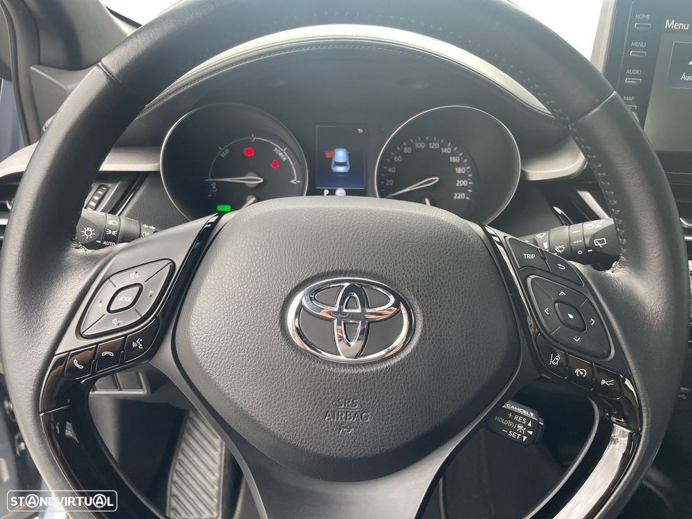 Toyota C-HR - 16