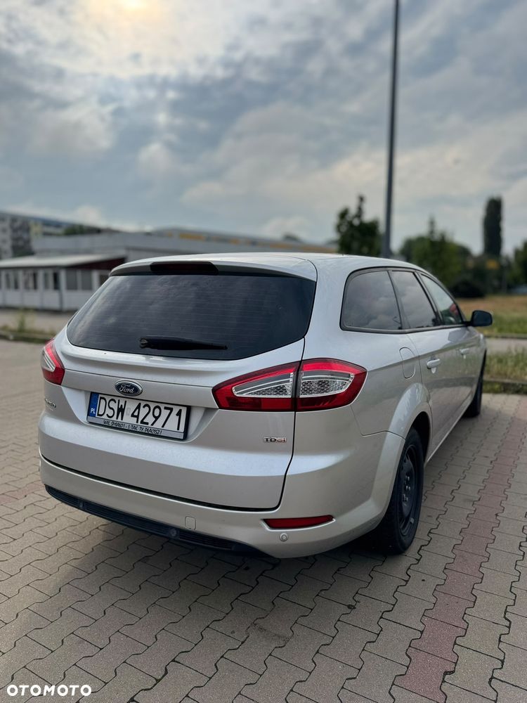 Ford Mondeo - 4