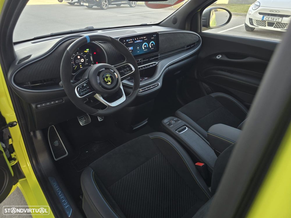 Abarth 500e Scorpionissima - 15