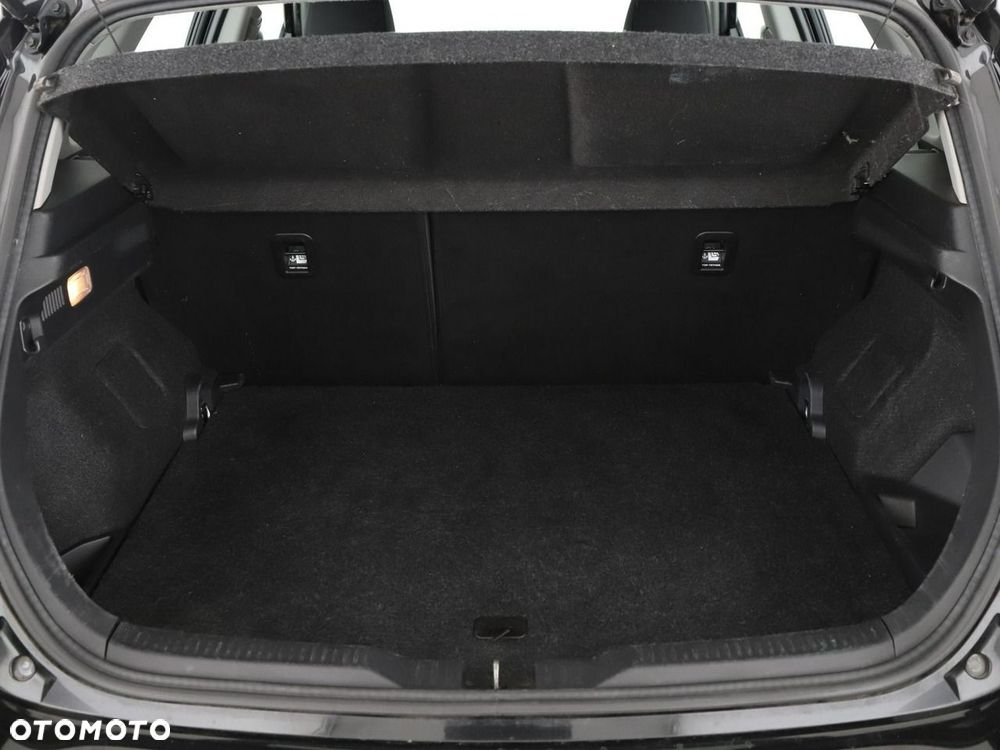 Toyota Auris Hybrid 135 Active - 21